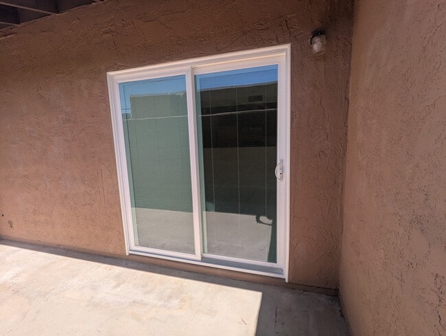 1477 E 27th Ave, Unit 4 in Apache Junction, AZ - Foto de edificio - Building Photo