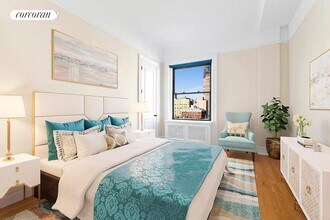 321 Columbus Ave in New York, NY - Building Photo - Building Photo