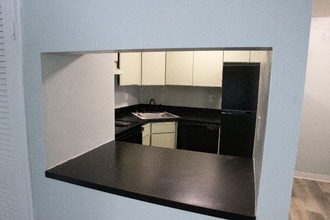 2800 Crystal St in Anderson, IN - Foto de edificio - Building Photo