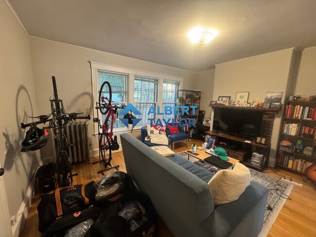 11 Story St, Unit 3
