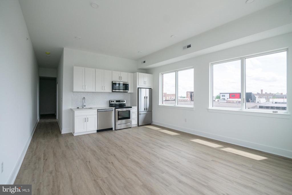 2235 Washington Ave-Unit -UNIT 201 in Philadelphia, PA - Building Photo