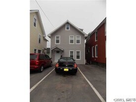 405 Budd St in Carthage, NY - Building Photo