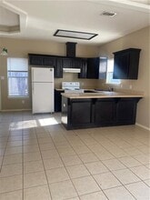 4701 N Cypress St in Pharr, TX - Building Photo - Building Photo