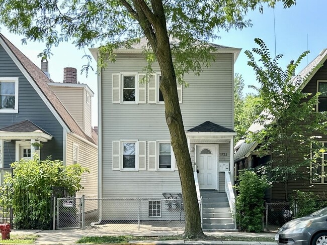 property at 1722 N Kimball Ave