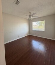 1399 Sussex Dr in North Lauderdale, FL - Building Photo - Building Photo