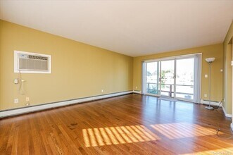 2674 Lee Pl in Bellmore, NY - Building Photo - Building Photo