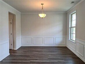 3329 Long Creek Dr in Buford, GA - Building Photo - Building Photo