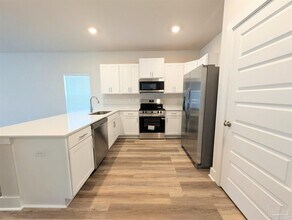 9907 Starling Dr in Pensacola, FL - Building Photo - Building Photo