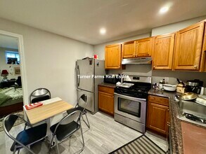 70 Hammond St, Unit 1 in Boston, MA - Building Photo - Building Photo