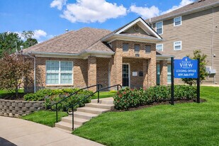Palomar View Apartments in Lexington, KY - Building Photo