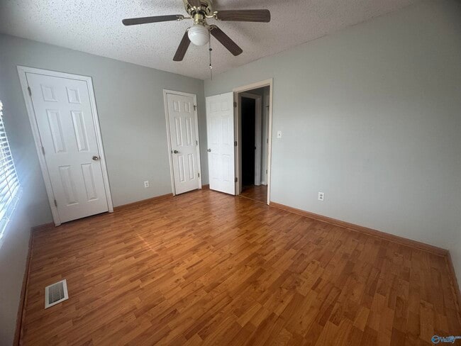 210 Marinawoods Dr SE in Huntsville, AL - Building Photo - Building Photo