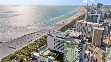 3200 Collins Ave, Unit # 11-6 in Miami Beach, FL - Building Photo - Building Photo