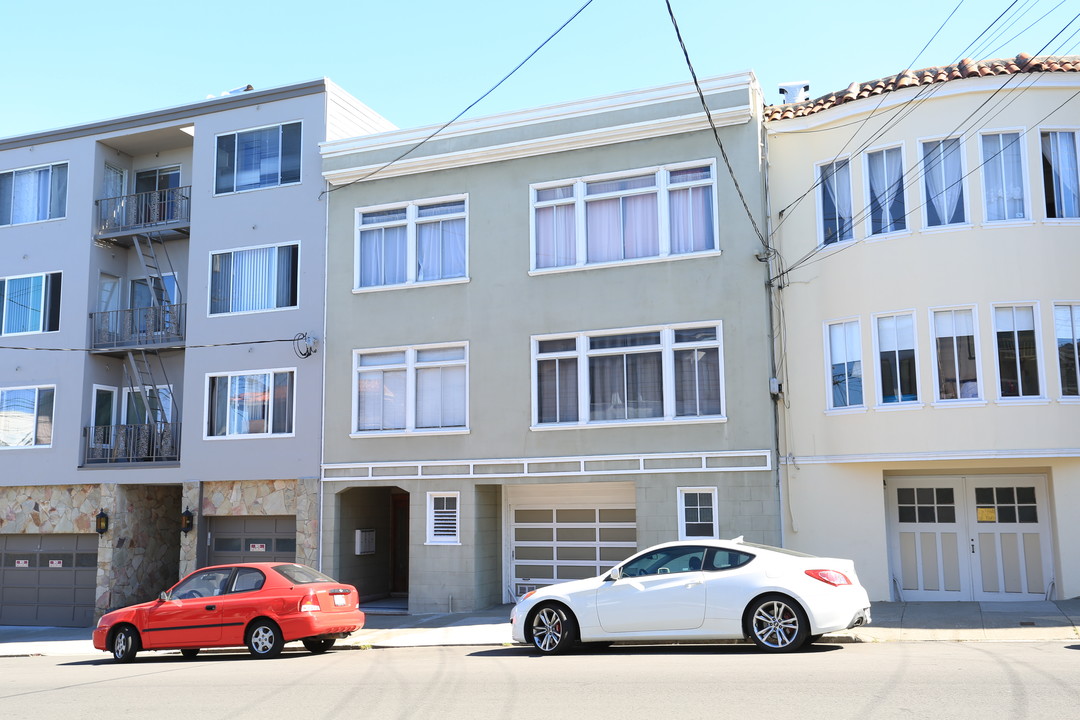 1330 20th Ave in San Francisco, CA - Building Photo