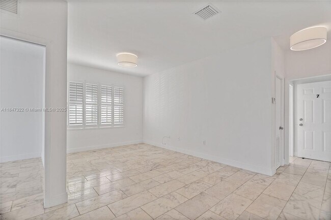 property at 918 Jefferson Ave