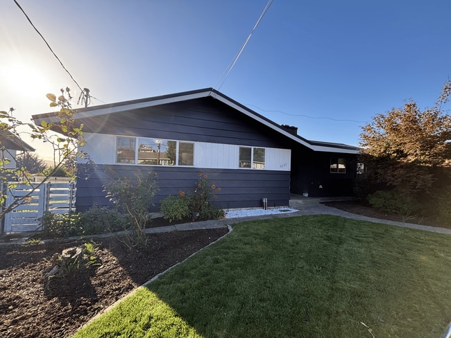 property at 3257 Halverson Ave