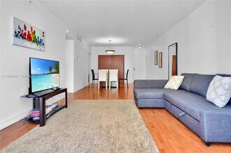 3001 S Ocean Dr, Unit 1107 in Hollywood, FL - Building Photo - Building Photo