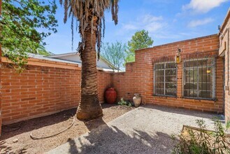 2930 E 1st St in Tucson, AZ - Building Photo - Building Photo