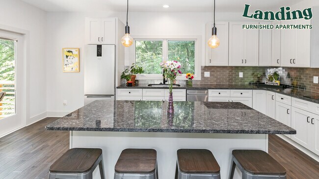 1084 Sanders Ave SE-Unit -Unit B.1203681 in Atlanta, GA - Building Photo - Building Photo