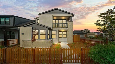 124 Wellness Wy in Rohnert Park, CA - Building Photo - Building Photo