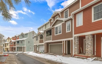 2423 W Silverton Dr in Flagstaff, AZ - Foto de edificio - Building Photo