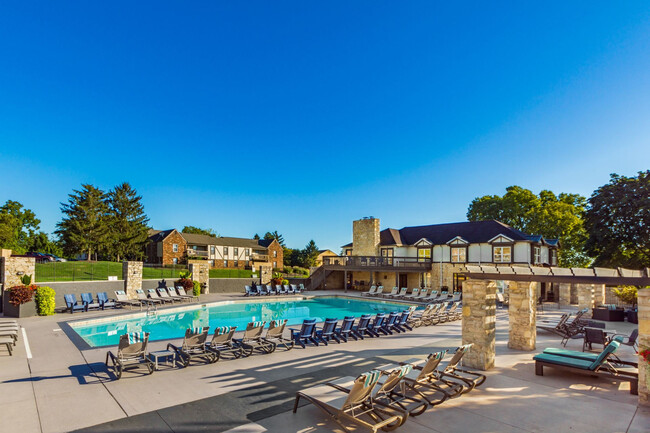 The Commons At Olentangy in Columbus, OH - Building Photo - Building Photo