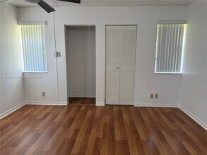 9906 Twin Lakes Dr in Coral Springs, FL - Building Photo - Building Photo