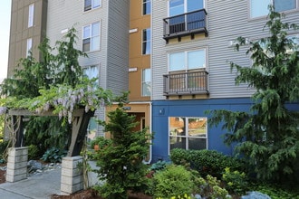 Vantage Park in Seattle, WA - Building Photo - Building Photo