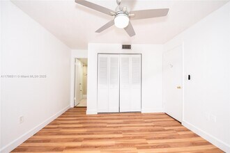 1720 NW North River Dr in Miami, FL - Foto de edificio - Building Photo