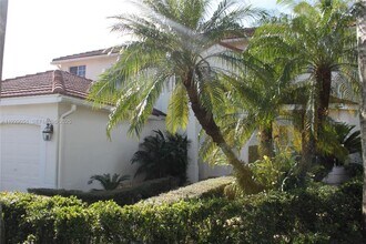 2568 Jardin Pl in Weston, FL - Building Photo - Building Photo