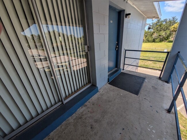 property at 140 Minna Ln