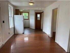 181 Ulster Ave in Ulster Park, NY - Building Photo