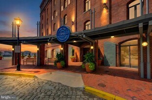 1000 Fell St in Baltimore, MD - Building Photo