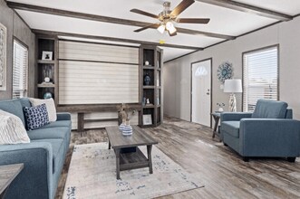 305 Fryer St in Conroe, TX - Building Photo - Building Photo