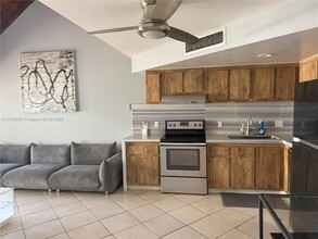 57 Deer Creek Rd in Deerfield Beach, FL - Building Photo - Building Photo
