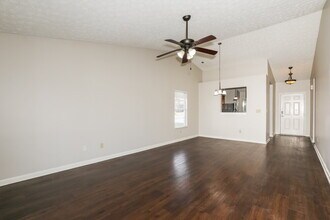 1150 Grassy Creek Cir in Franklin, IN - Building Photo - Building Photo