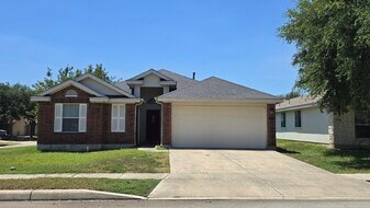 8542 Snakeweed Dr in Converse, TX - Building Photo