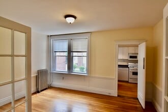 226 Jamaicaway, Unit 4 in Boston, MA - Building Photo - Building Photo