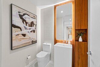 220 SE Mizner Blvd in Boca Raton, FL - Building Photo - Building Photo