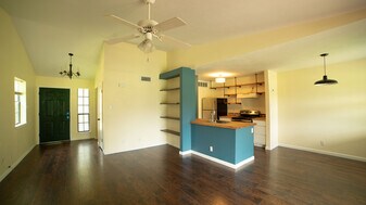1601 Faro Dr, Unit 2304 in Austin, TX - Building Photo