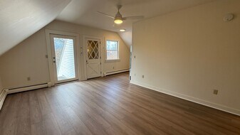 24-26 Hanson Street in Dover, NH - Building Photo