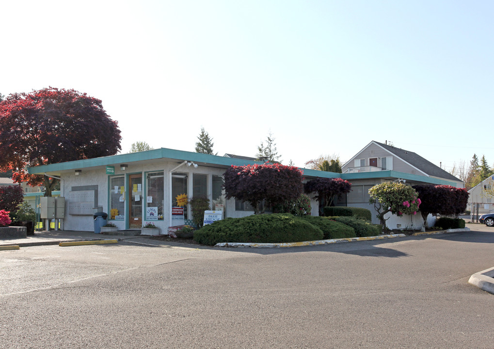 Blue Ridge Apartments in Federal Way, WA - Building Photo