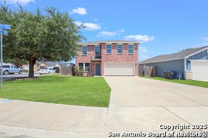 3974 Key W Way in Converse, TX - Foto de edificio - Building Photo