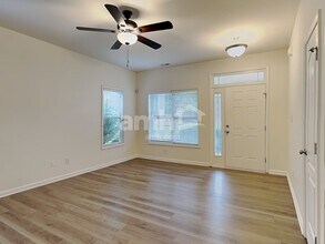 3204 Neuse Crossing Dr in Raleigh, NC - Building Photo - Building Photo