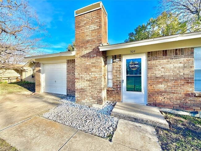 504 Campbell Ln, Unit 6 in Denton, TX - Building Photo - Building Photo