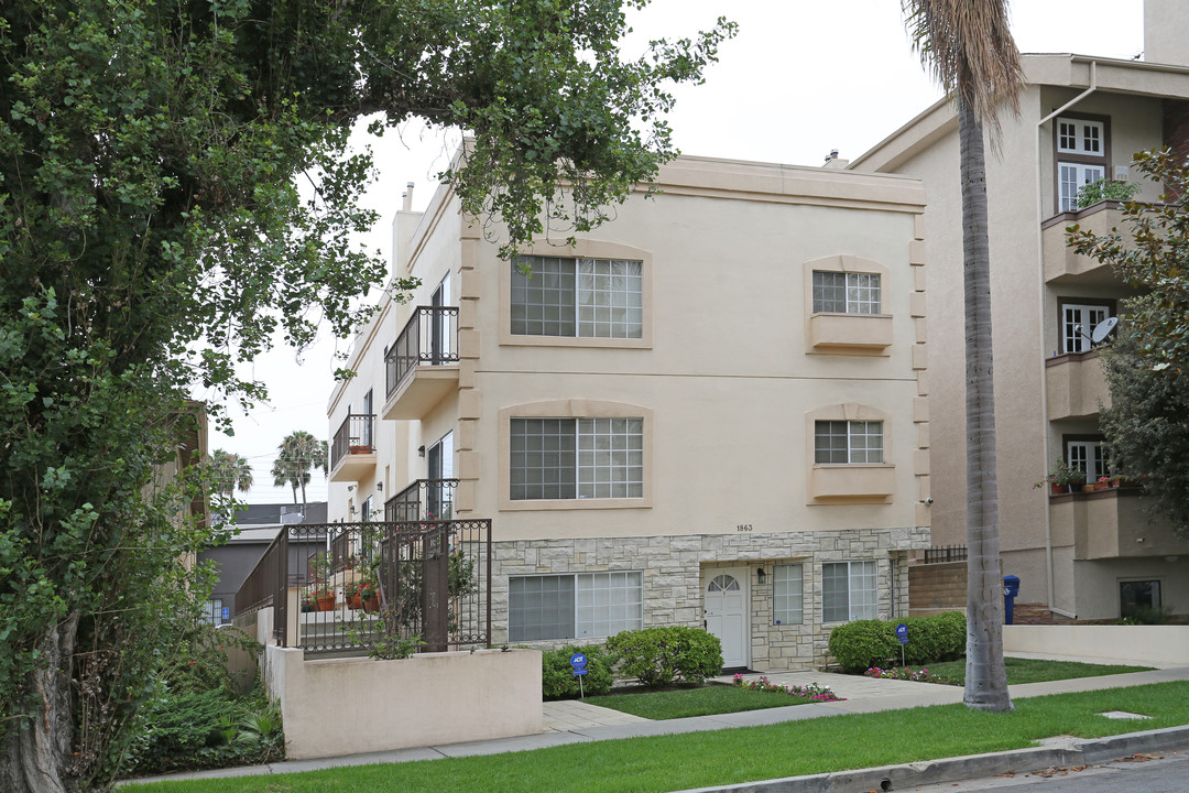 1863 S Bentley Ave in Los Angeles, CA - Building Photo