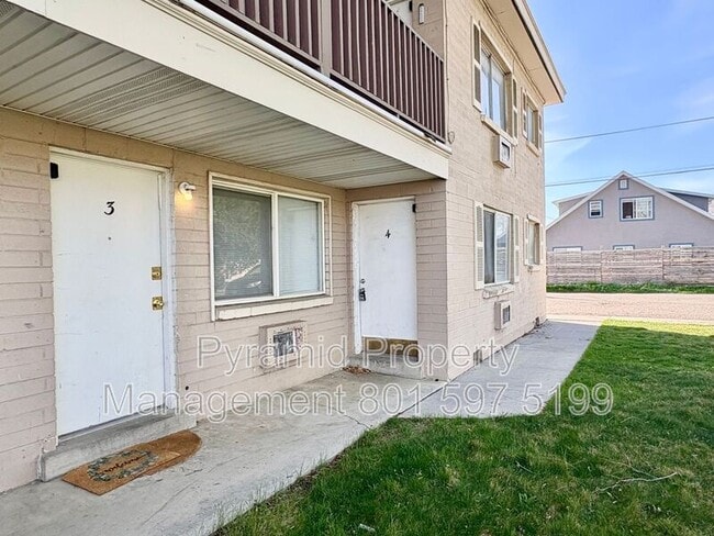 805 S Cheyenne St in Salt Lake City, UT - Building Photo - Building Photo