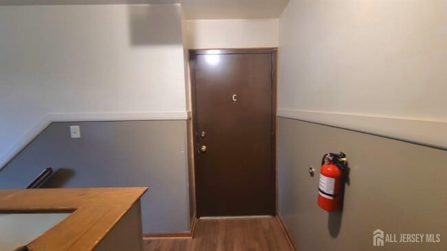 505 Lincoln Blvd in Middlesex, NJ - Building Photo - Building Photo