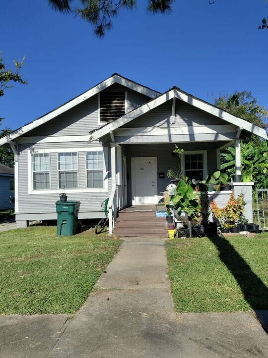 1545 Avenue B in Beaumont, TX - Building Photo