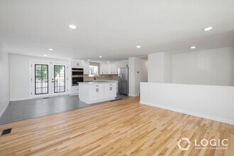 101 Paula Dr in Sandy, UT - Building Photo - Building Photo