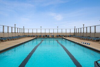 2626 N Lakeview Ave in Chicago, IL - Building Photo - Building Photo